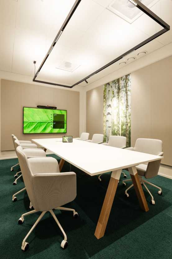 Frankie conference table at Valmet Vantaa premises